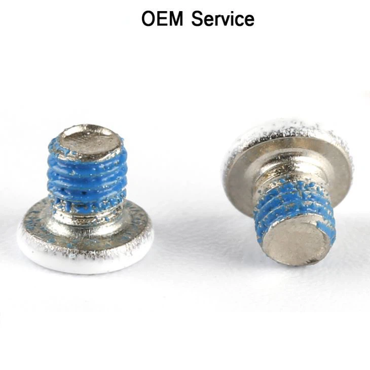 カメラの非標準の小ネジ